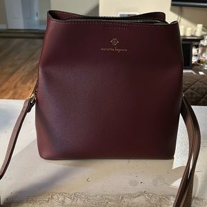 Crossbody bucket style purse